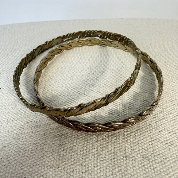 Set of 2 Mexico Bangle Bracelets Silver-Tone Stackable Layers Metal - Picture 2 of 9